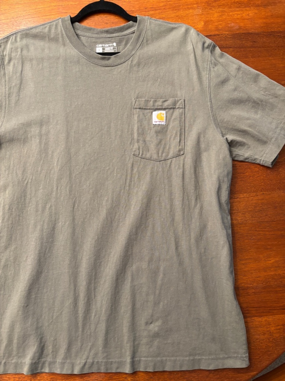 Carhartt Short-Sleeve Pocket Tee in Olive